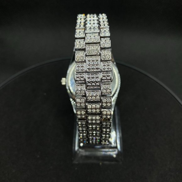 LIMITED Edition18K Silver Plated Iced Out Diamond Luxury Design Watch - Picture 6 of 6